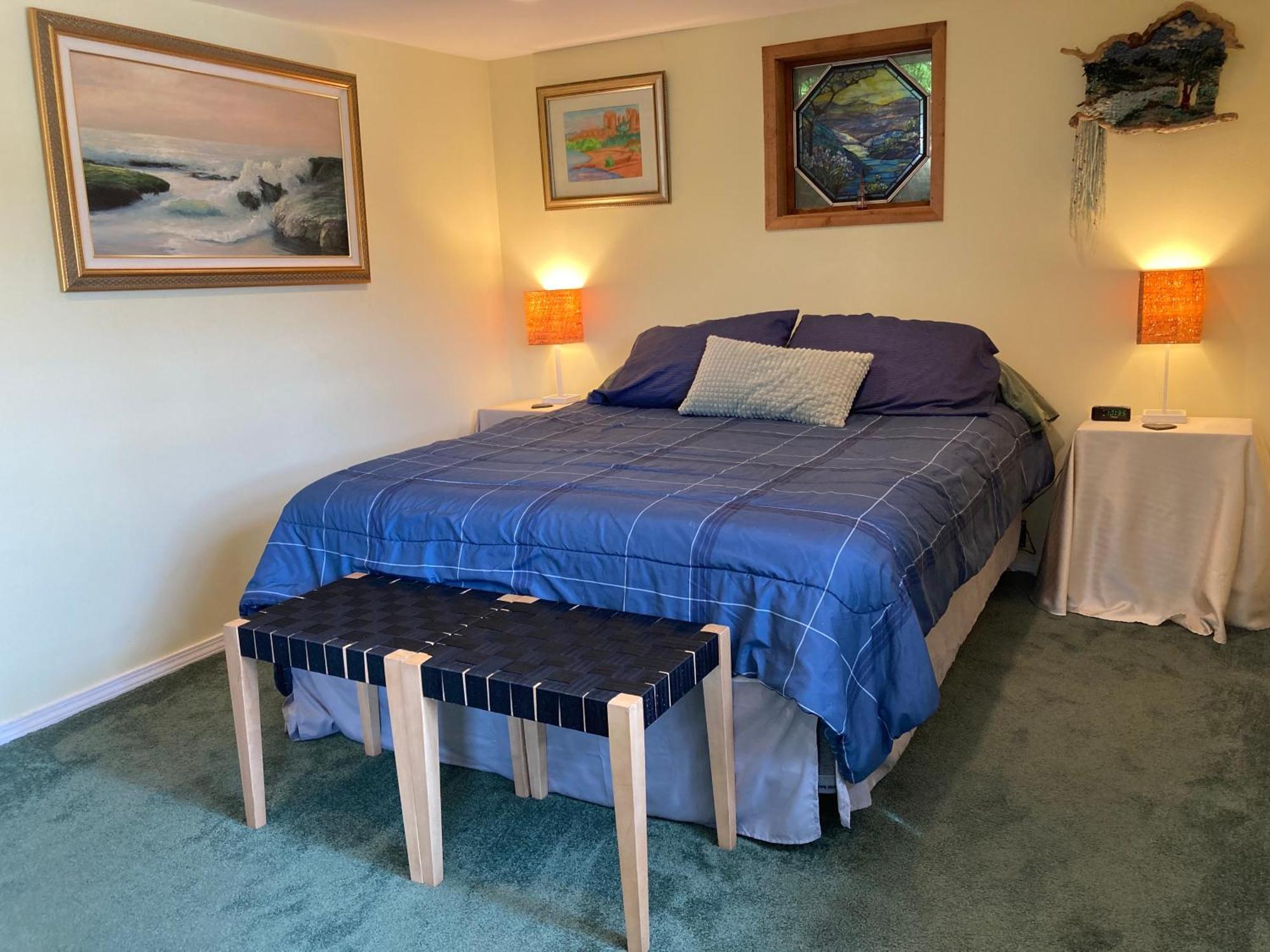 Deluxe Queen Suite